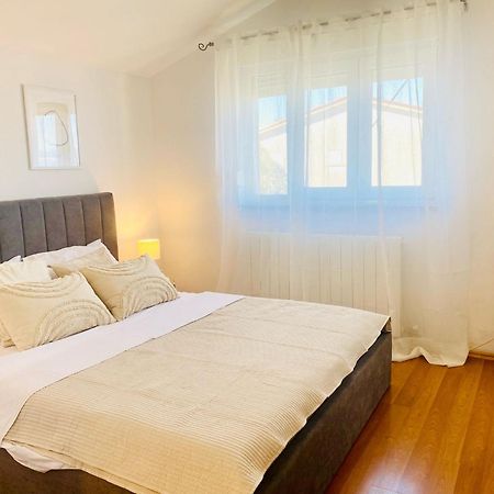 Luxury Apartments Vanessa, Njivice Ngoại thất bức ảnh