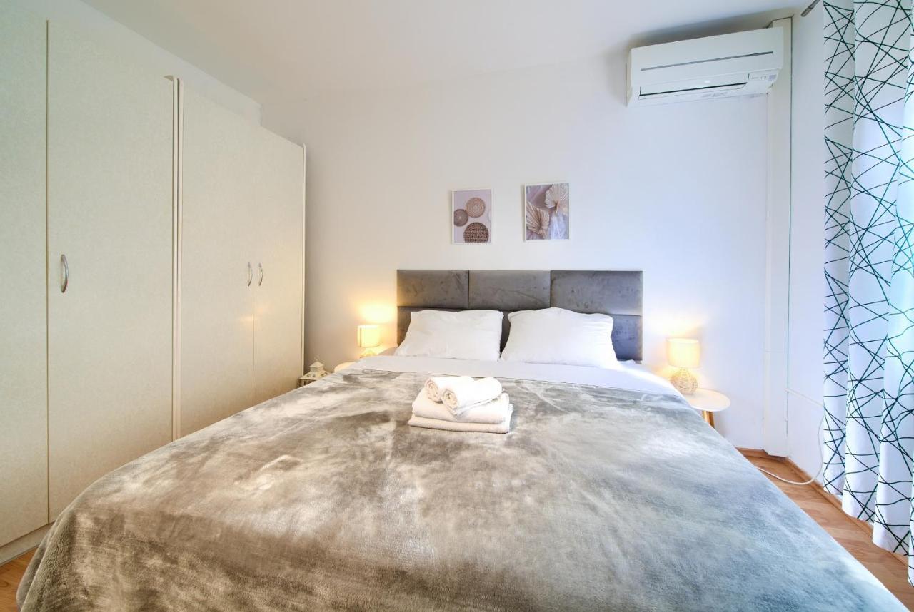 Luxury Apartments Vanessa, Njivice Ngoại thất bức ảnh