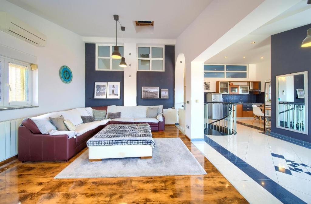Luxury Apartments Vanessa, Njivice Ngoại thất bức ảnh